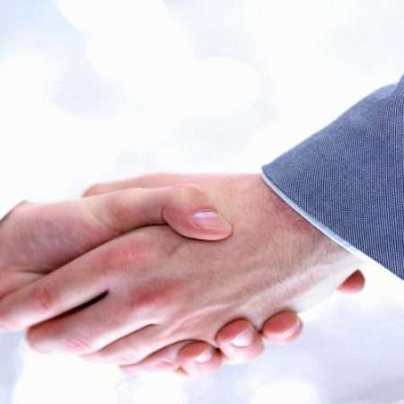 SoftSwiss Closes Distribution Agreement with Revolver Gaming
